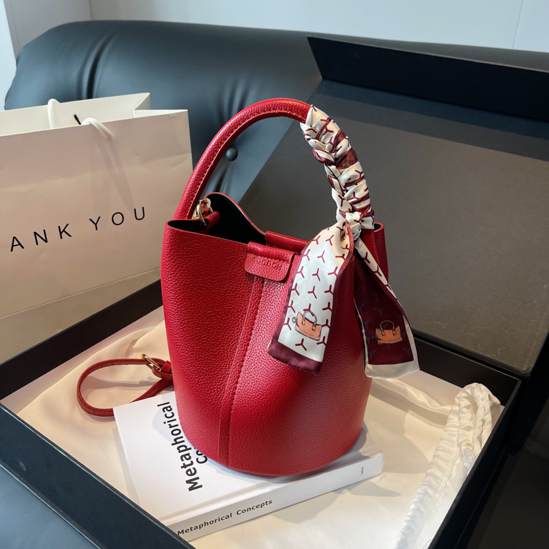 Luxury Bags For Sale - Rode PU-emmer schouder- en crossbodytassen Zwart