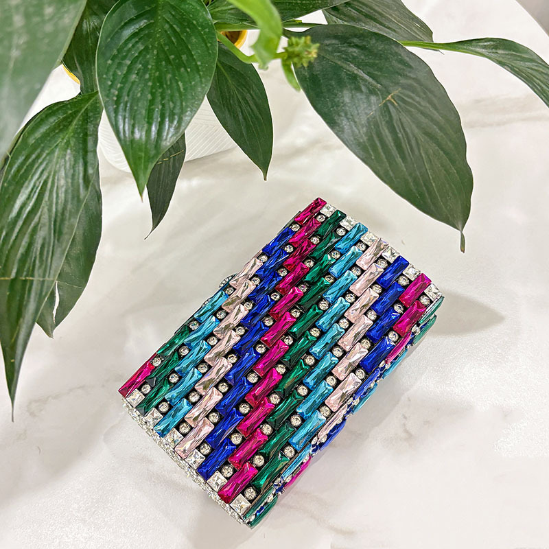 Vrouwelijke Blauwe Strass Avon - Luxury Bags Blue recensie en prijs