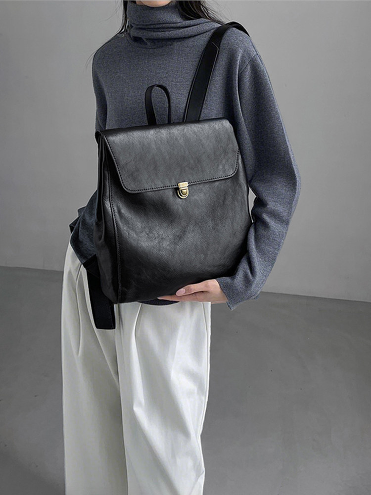 Luxe merkrugzak van echt leer  - Luxury Bags Women Brands recensie en prijs