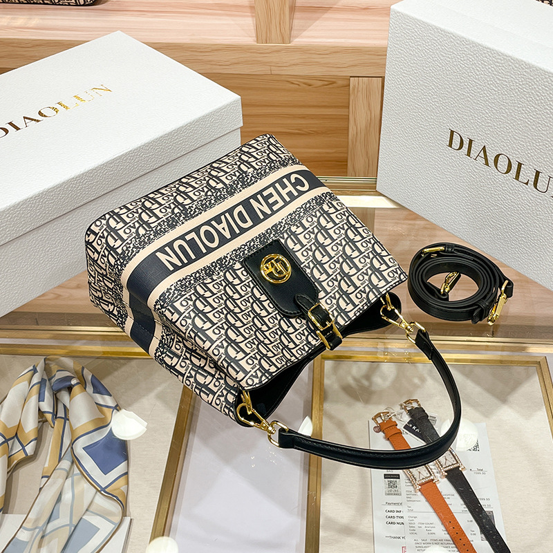 Populaire klassieke dameshandt - Luxury Bags For Sale recensie en prijs