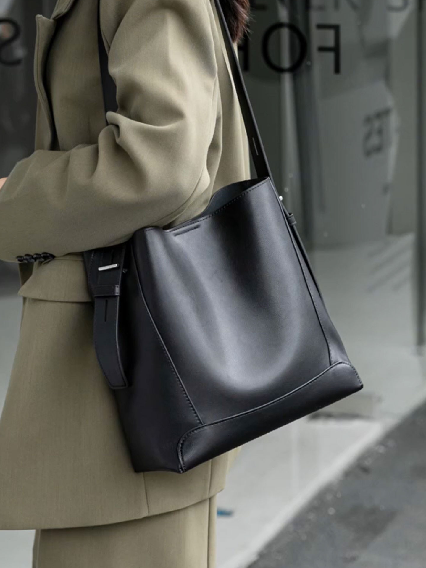 Minimalistische dames handtas  - Luxury Bags Classy recensie en prijs
